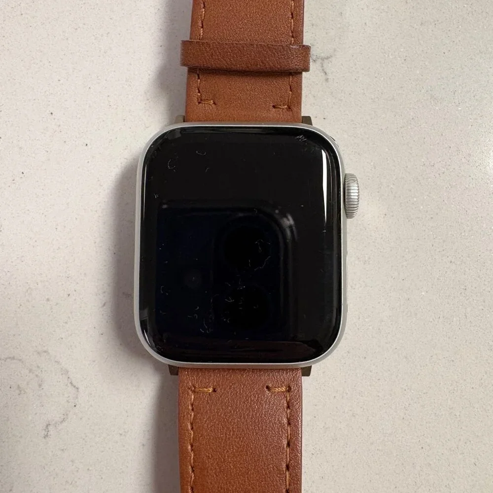 Apple Watch Series 4 (Chargers & Bands Included)